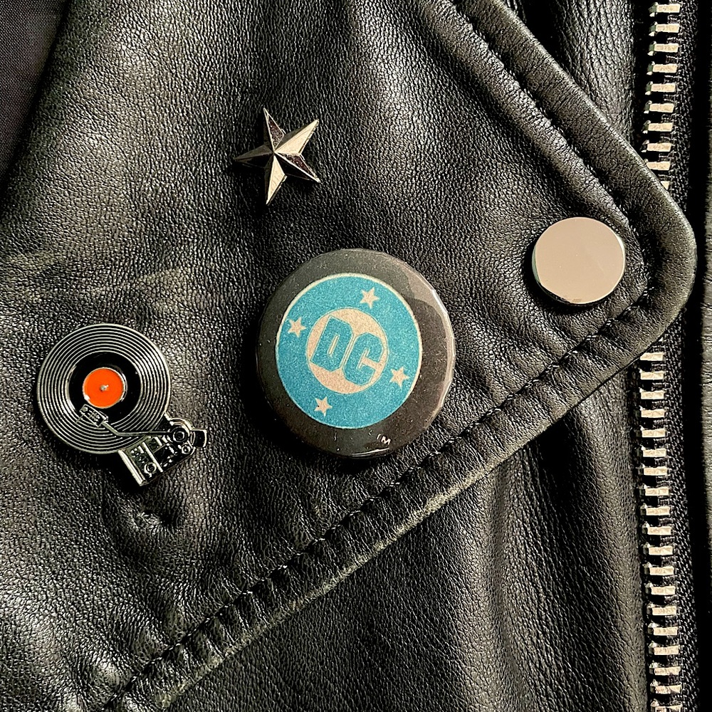 Vintage DC comics button pin